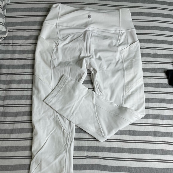 All the right places 23” - Picture 2 of 3